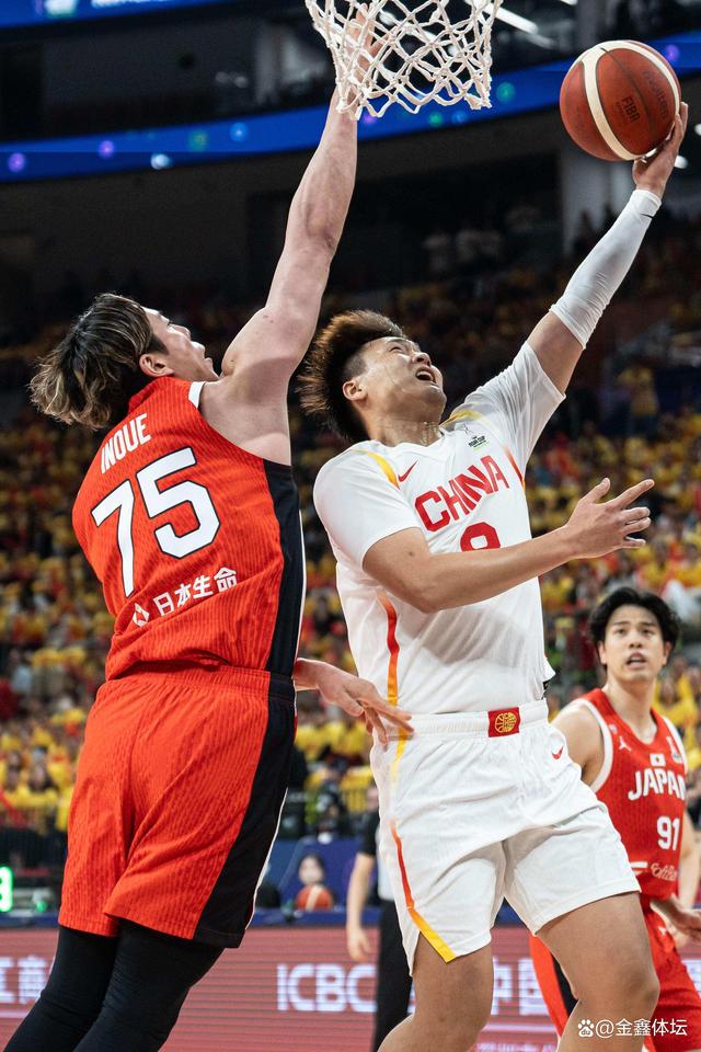 韩国队险胜中国队，郑思维刷新纪录