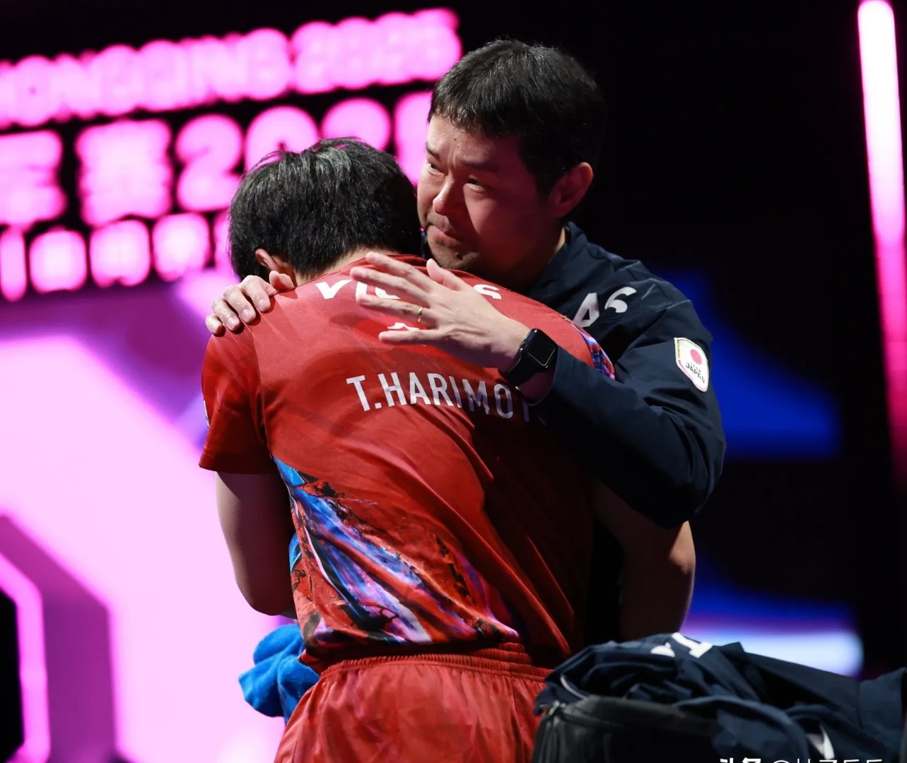 法国队险胜韩国队，张本智和扛起全队