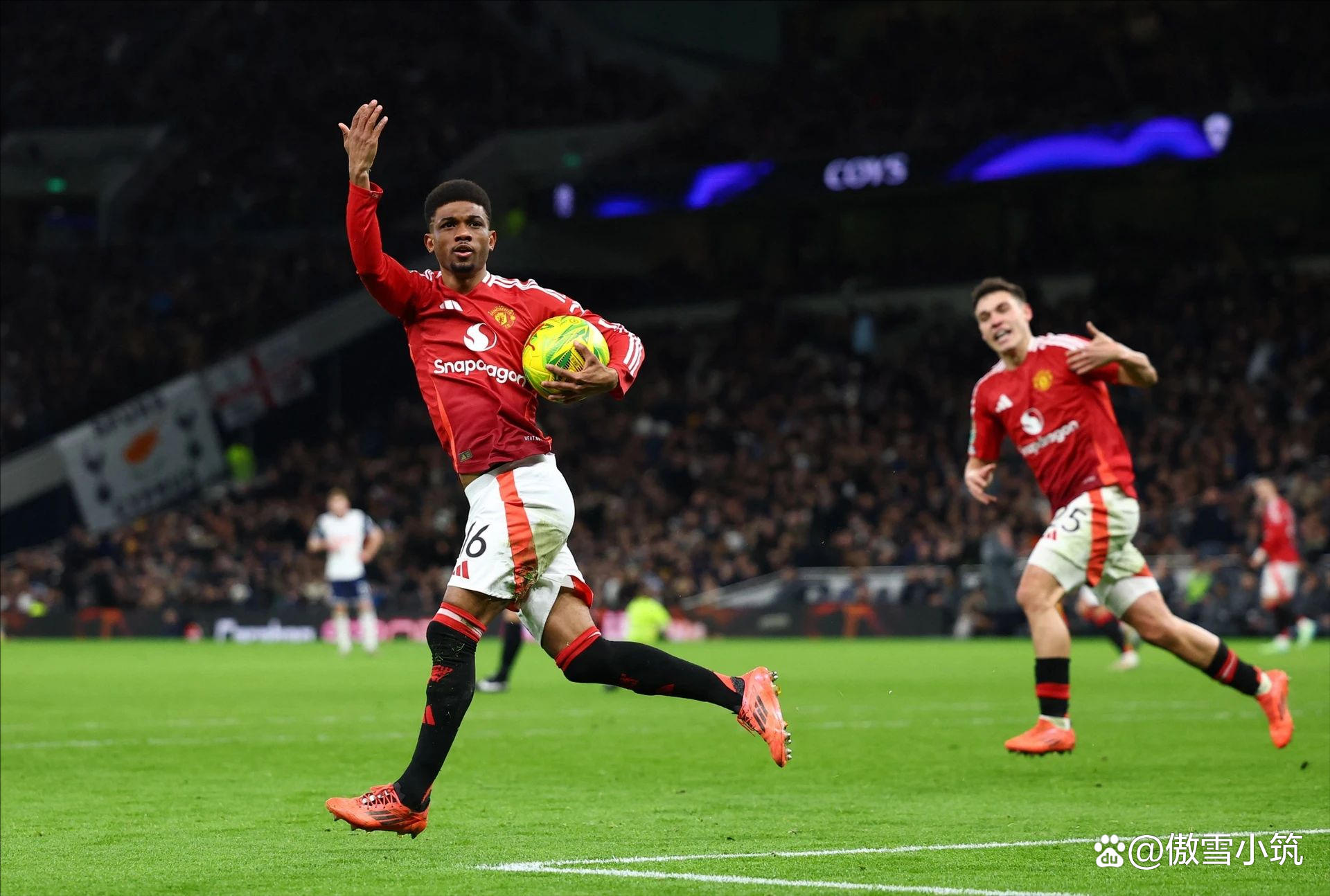 热刺前锋爆发：三连胜助球队冲顶