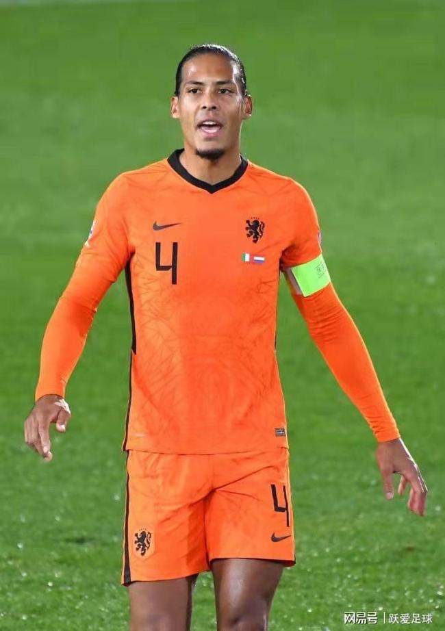 荷兰国家队在面对挪威时轻松战胜，实力突出